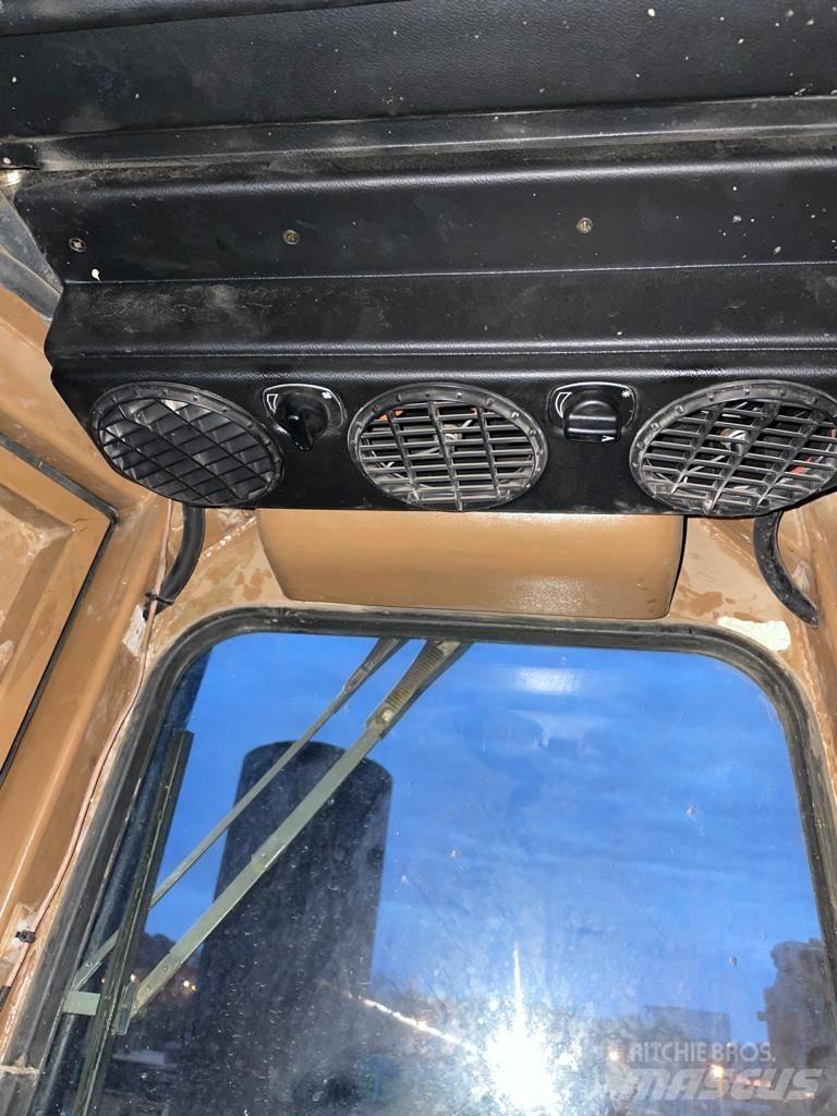 CAT D 10 Telaketjupuskutraktorit
