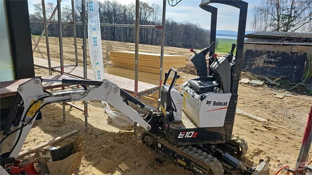 Bobcat E10Z Kaivurikuormaajat