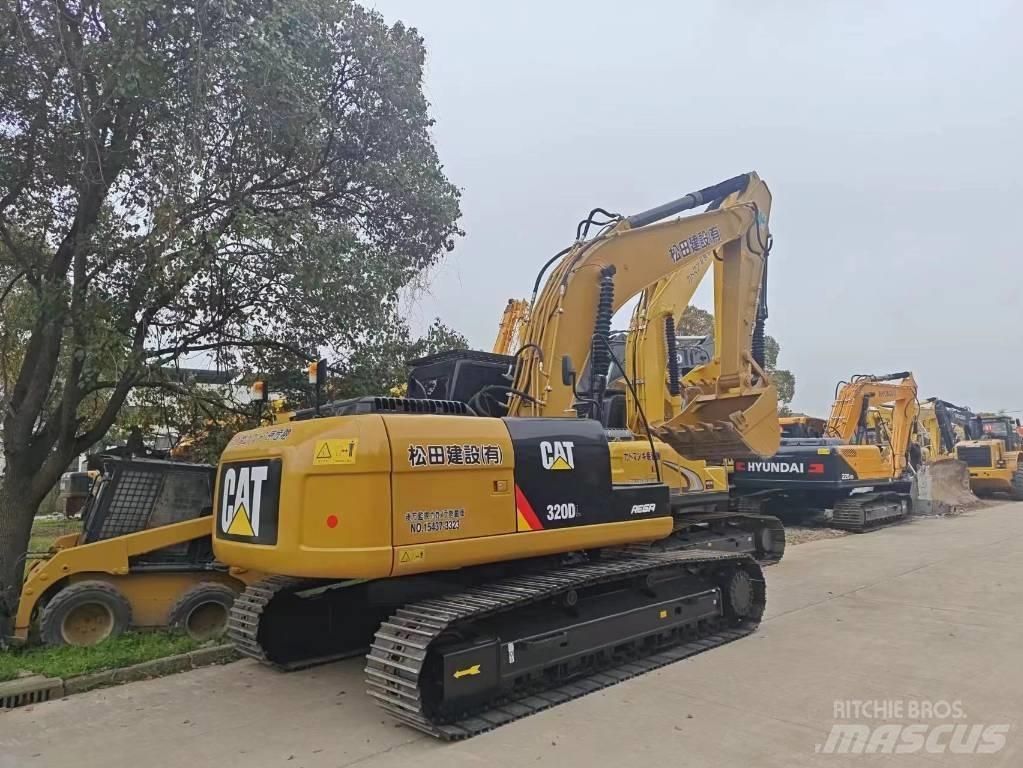 CAT 320 D L Telakaivukoneet
