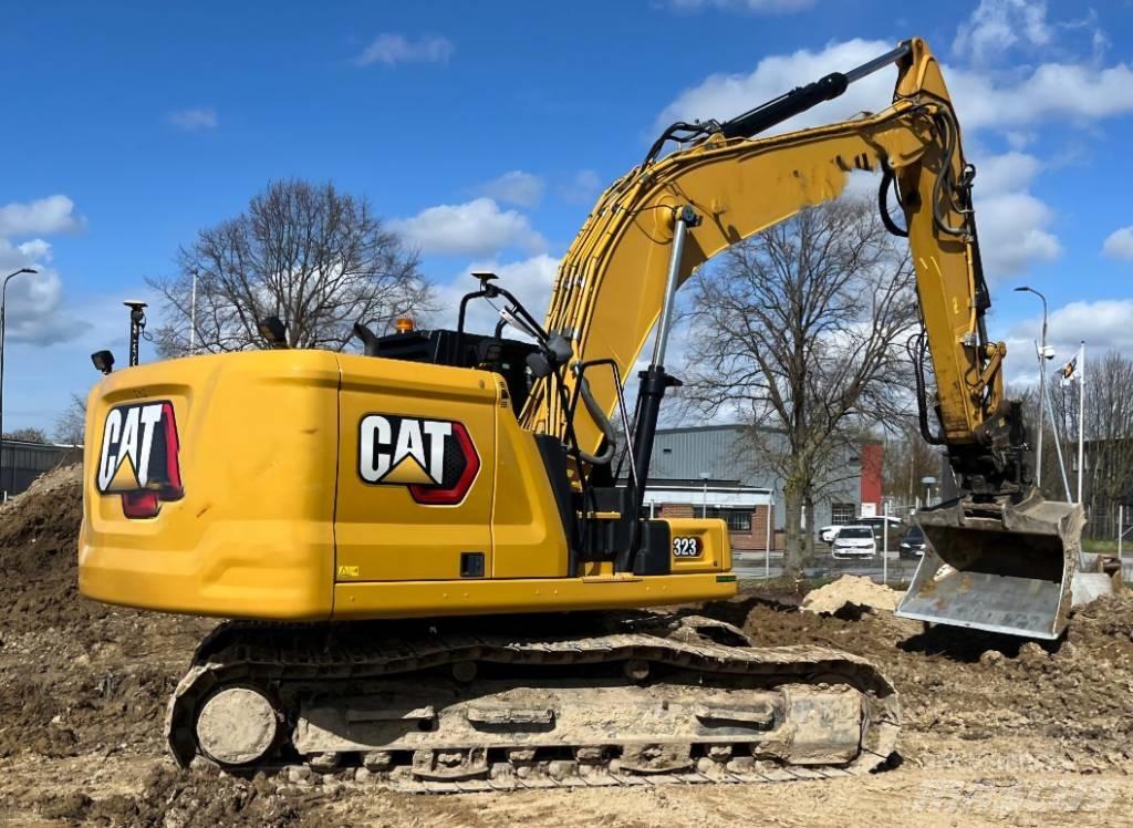 CAT 320 Telakaivukoneet