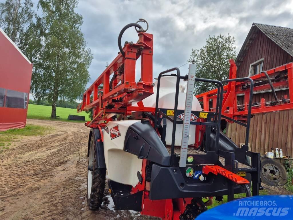 Kuhn Lexis 3000 Hinattavat ruiskut