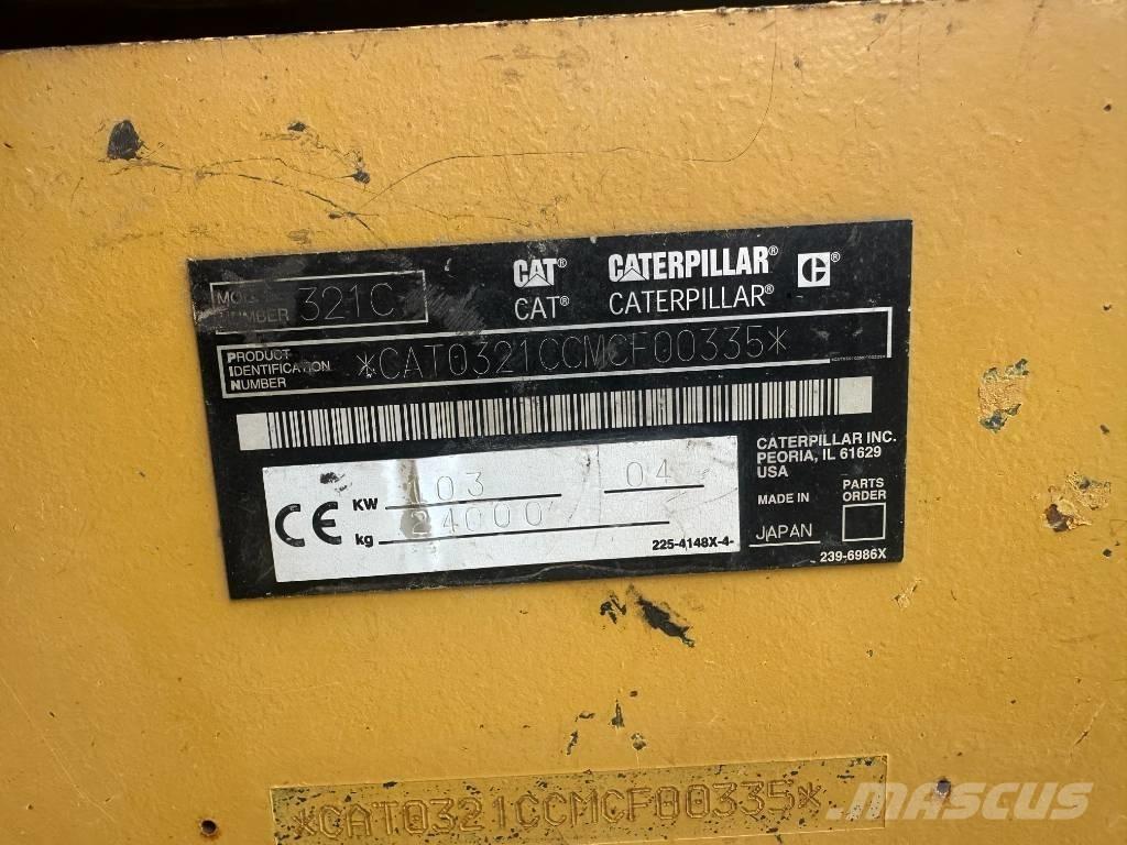 CAT 321 C Telakaivukoneet