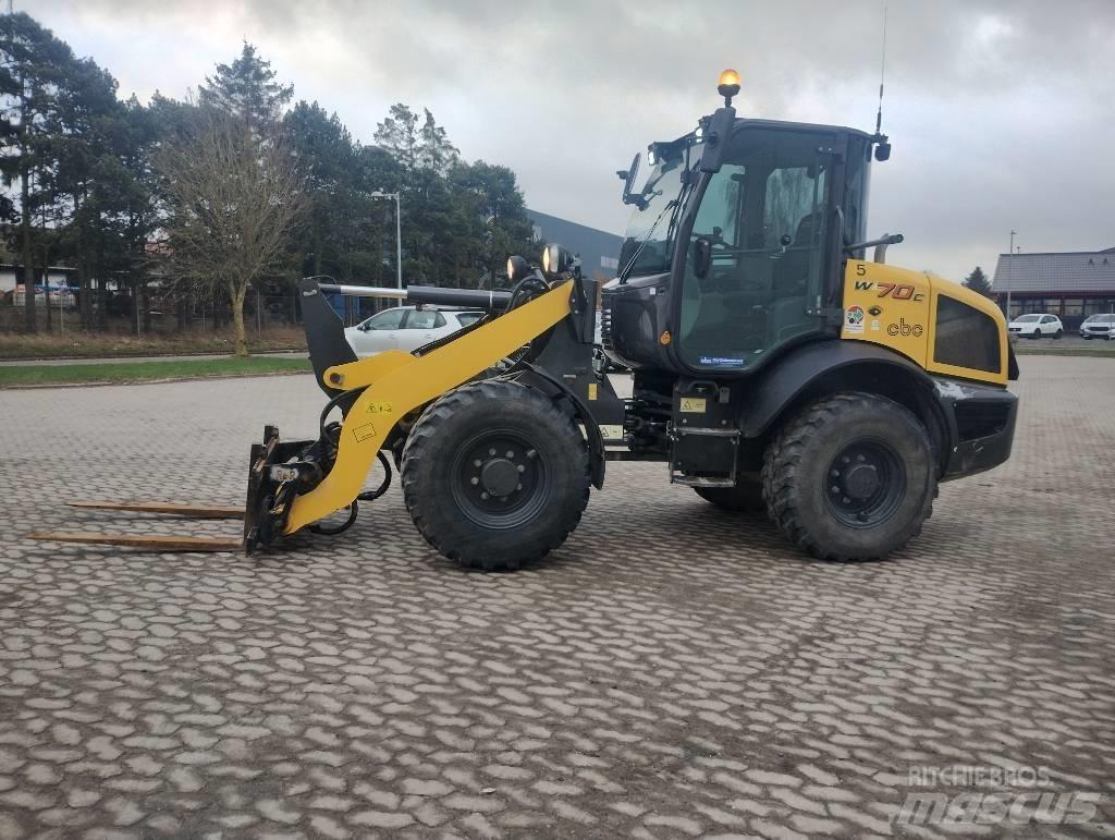 New Holland W70C Pyöräkuormaajat