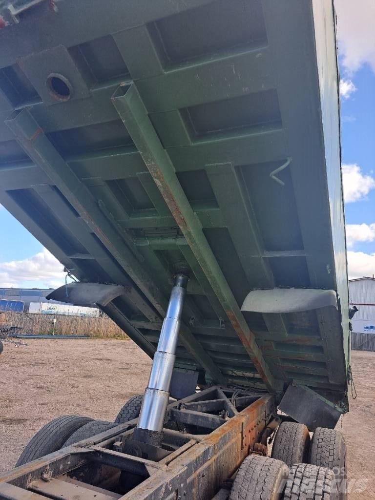 Maansiirtokärry Sisu Muut perävaunut