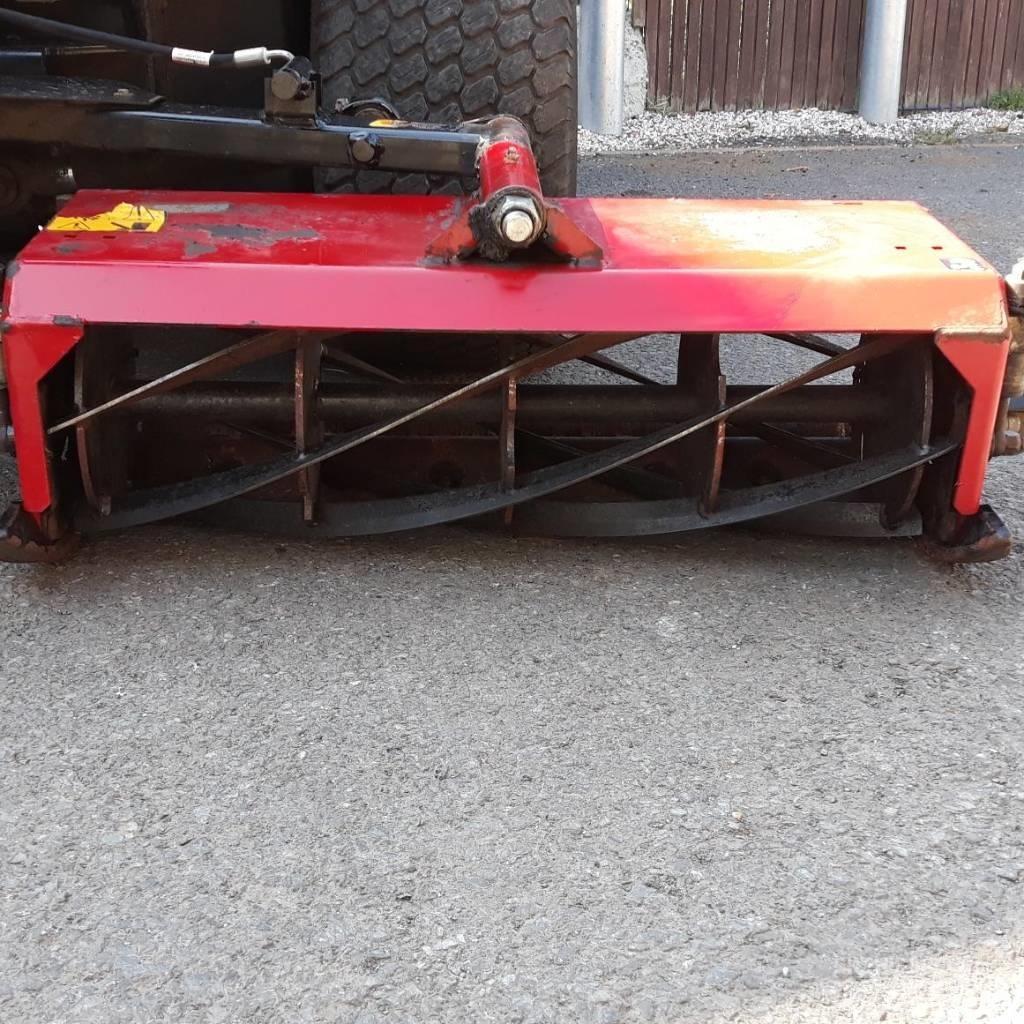 Toro LT3340 Reuna-alueiden ja karheikkojen leikkurit