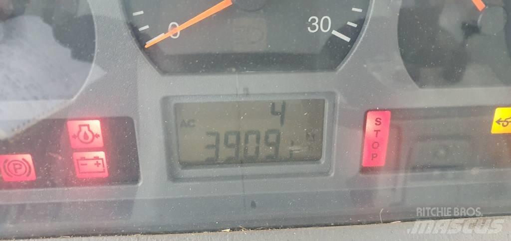 Valtra N 123 H5 Traktorit