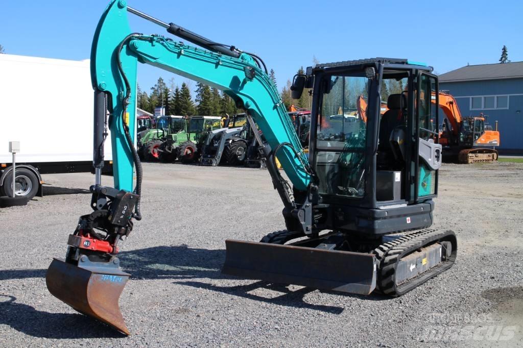 Sunward SWE35UF Minikaivukoneet < 7t