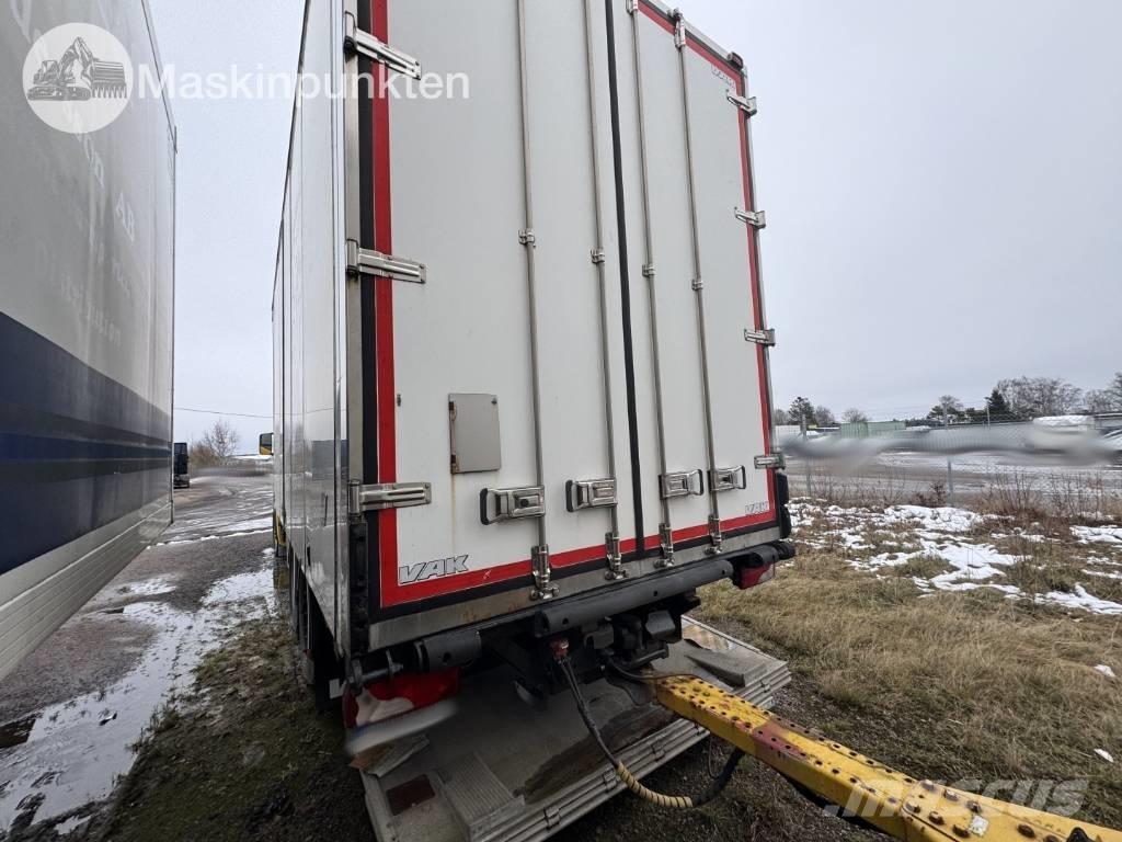 Scania R 124 Umpikorikuorma-autot