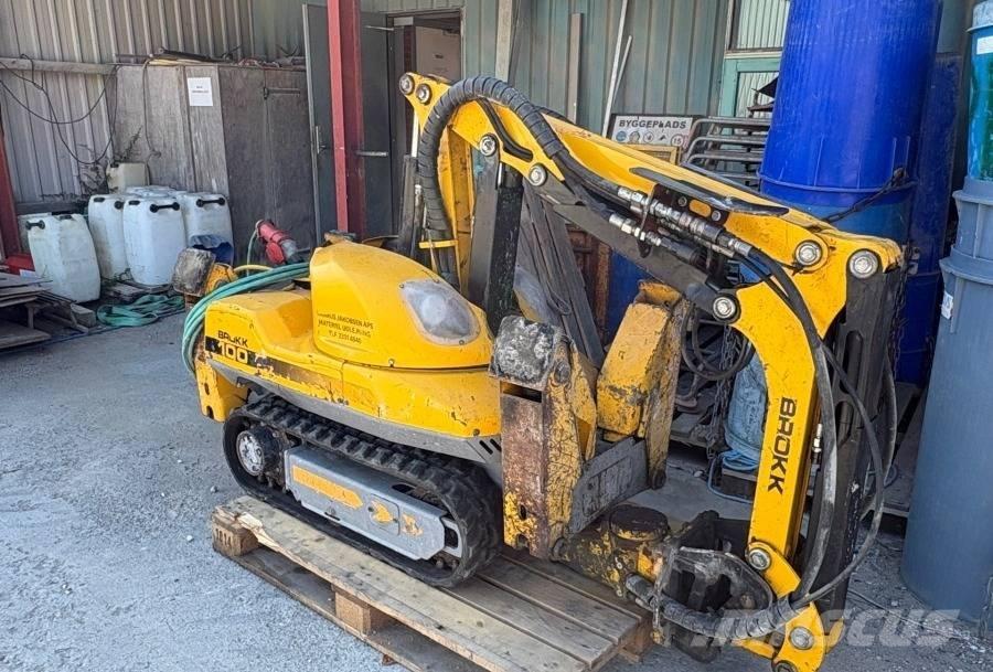 Brokk 100 Purkukoneet