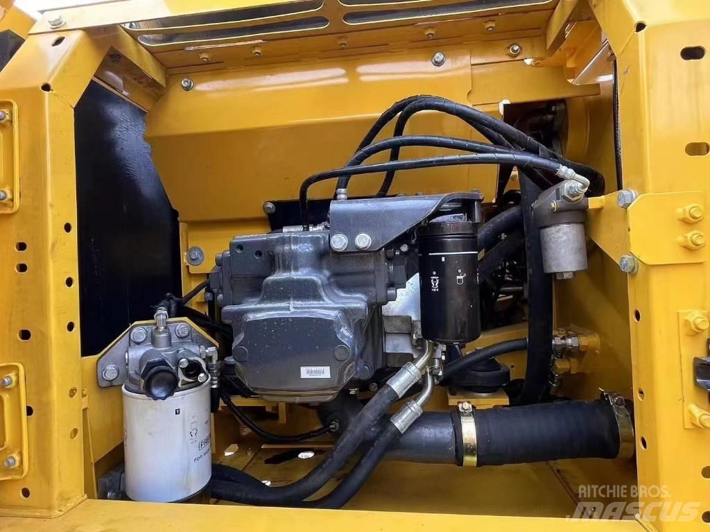 Komatsu pc220 Telakaivukoneet