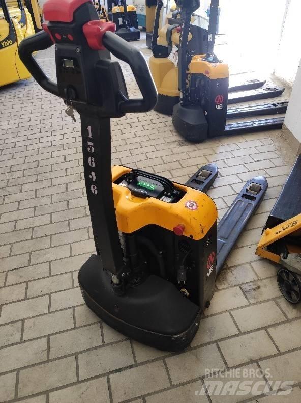  MB EPL154 Lavansiirtotrukit