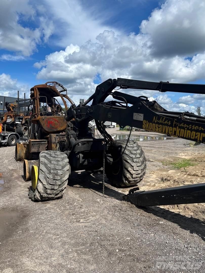 John Deere 1470G Harvesterit