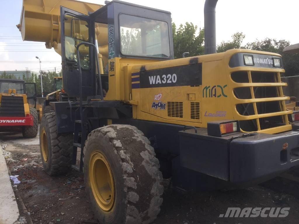 Komatsu WA 320-3 Pyöräkuormaajat