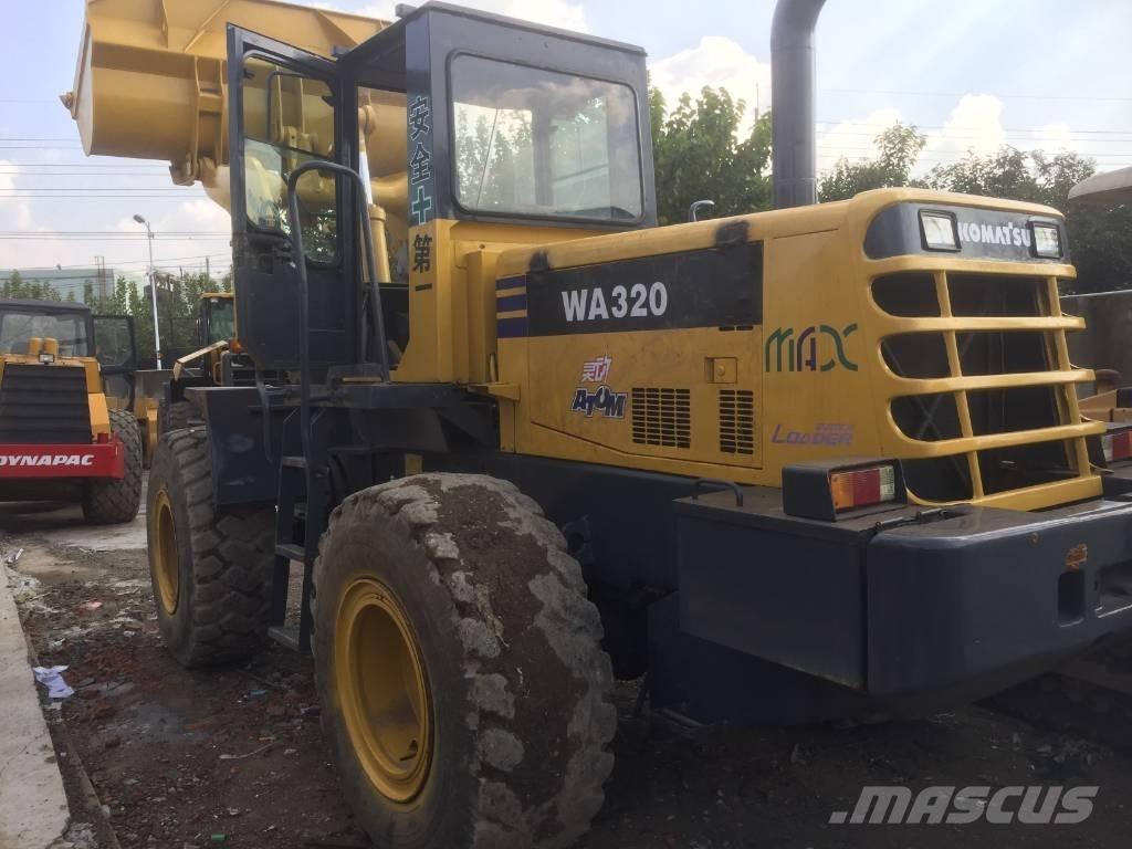 Komatsu WA 320-3 Pyöräkuormaajat