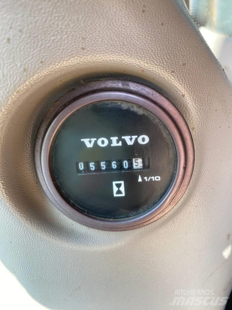 Volvo ECR 235 Telakaivukoneet