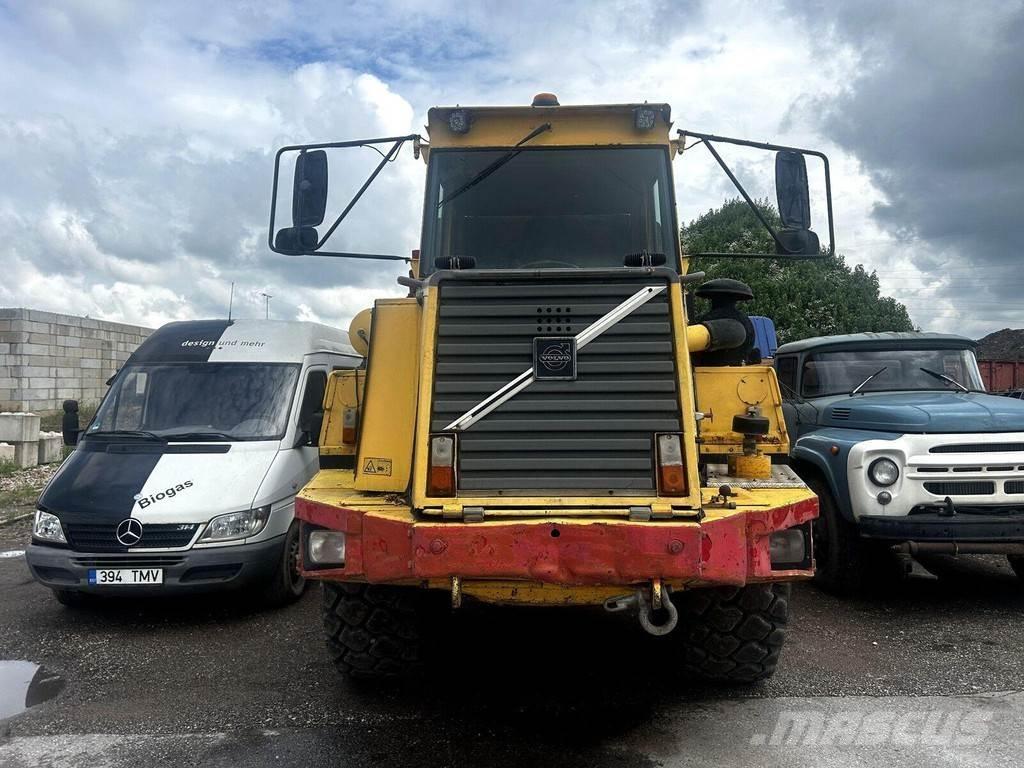 Volvo A25C Dumpperit