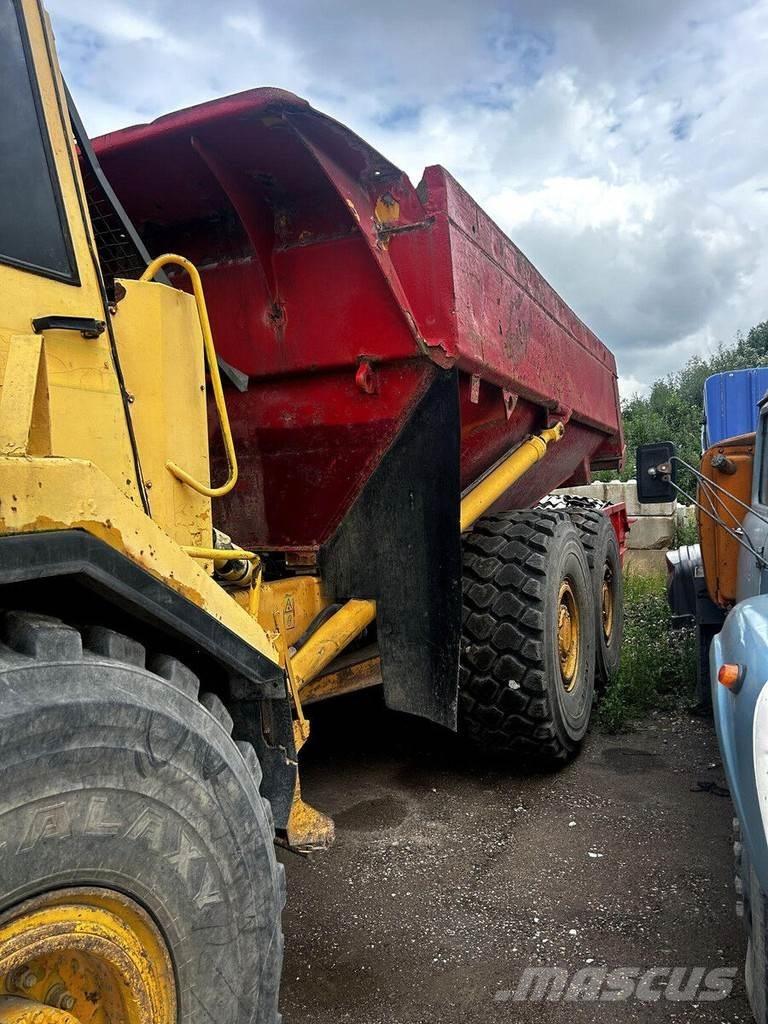 Volvo A25C Dumpperit