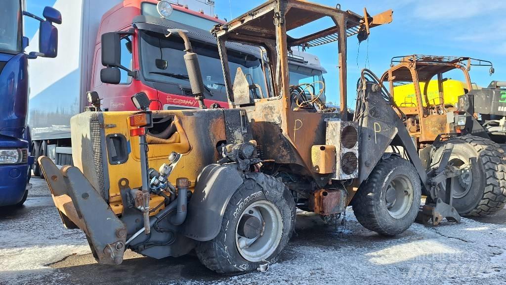 Wille 355 B Liukuohjatut kuormaajat