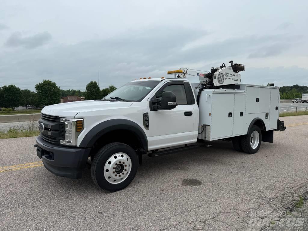 Ford F 550 Lava-autot