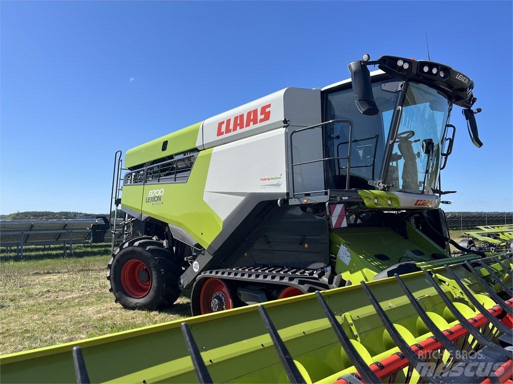 CLAAS Lexion 8700TT Leikkuupuimurit