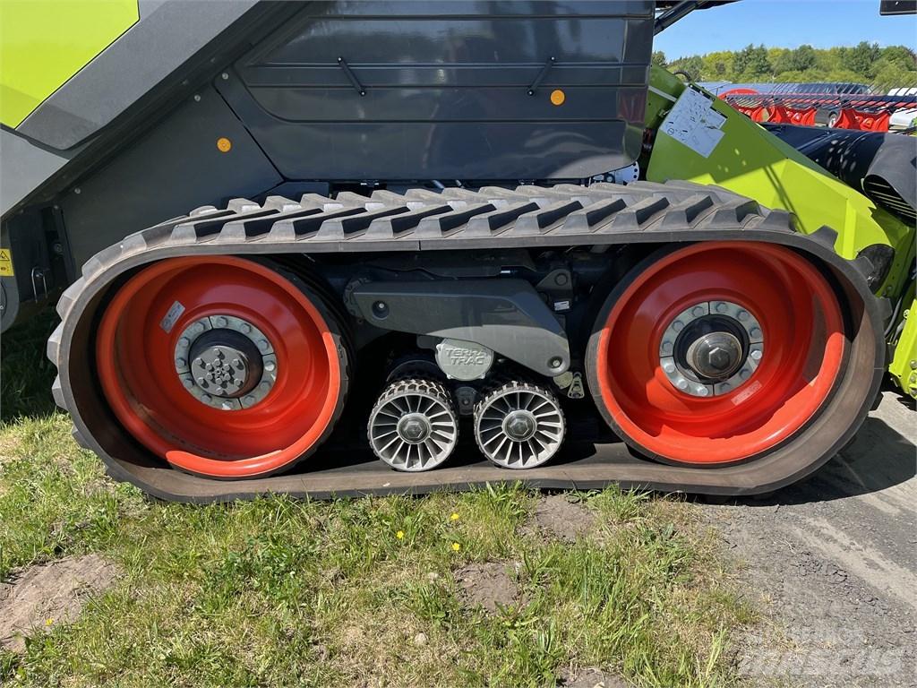 CLAAS Lexion 8700TT Leikkuupuimurit