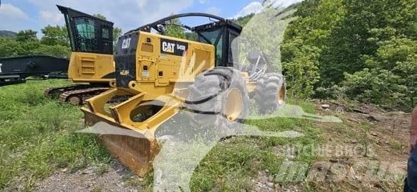CAT 545D Juontokoneet