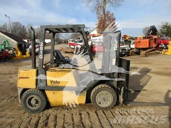 Yale GDP080LG Dieseltrukit