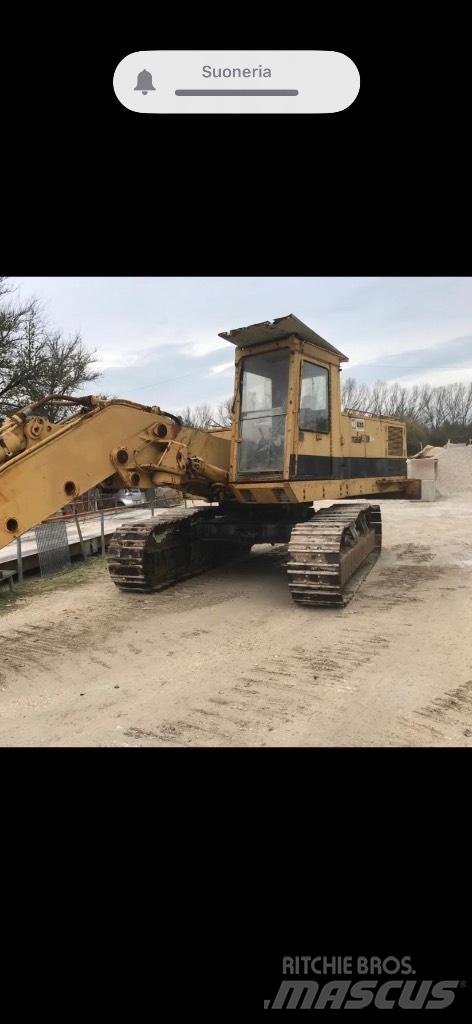 CAT 235 Telakaivukoneet