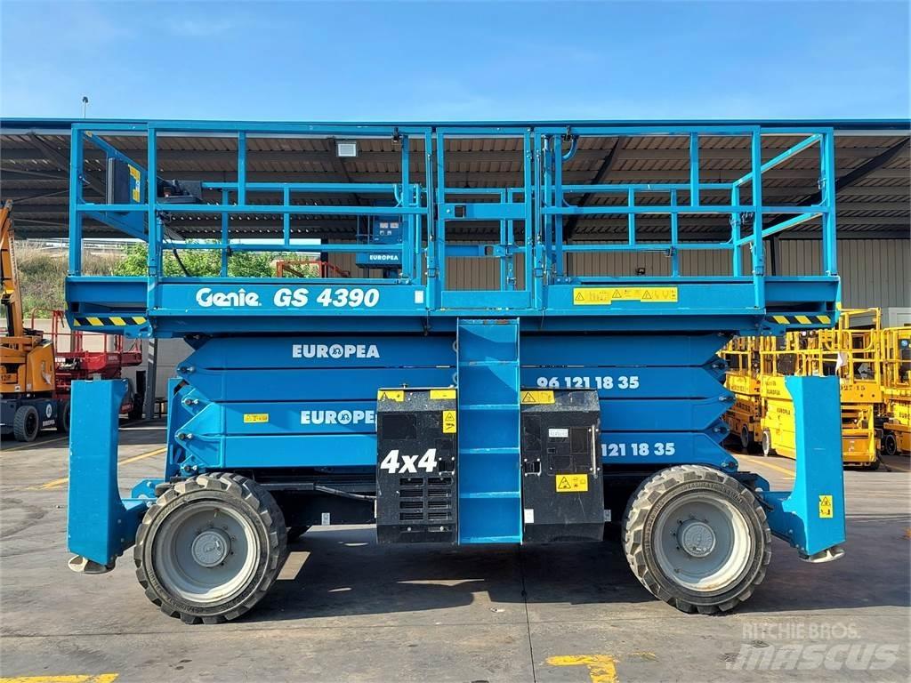 Genie GS4390 Saksilavat
