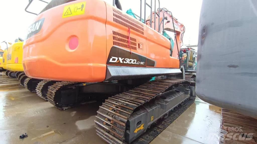 Doosan DX300 LC-9C Telakaivukoneet