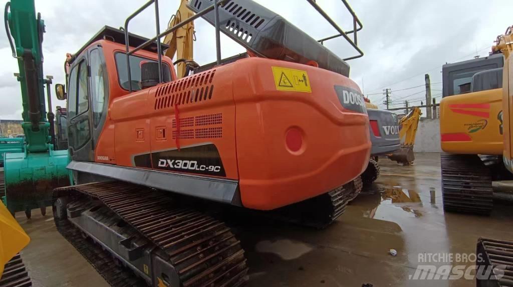 Doosan DX300 LC-9C Telakaivukoneet