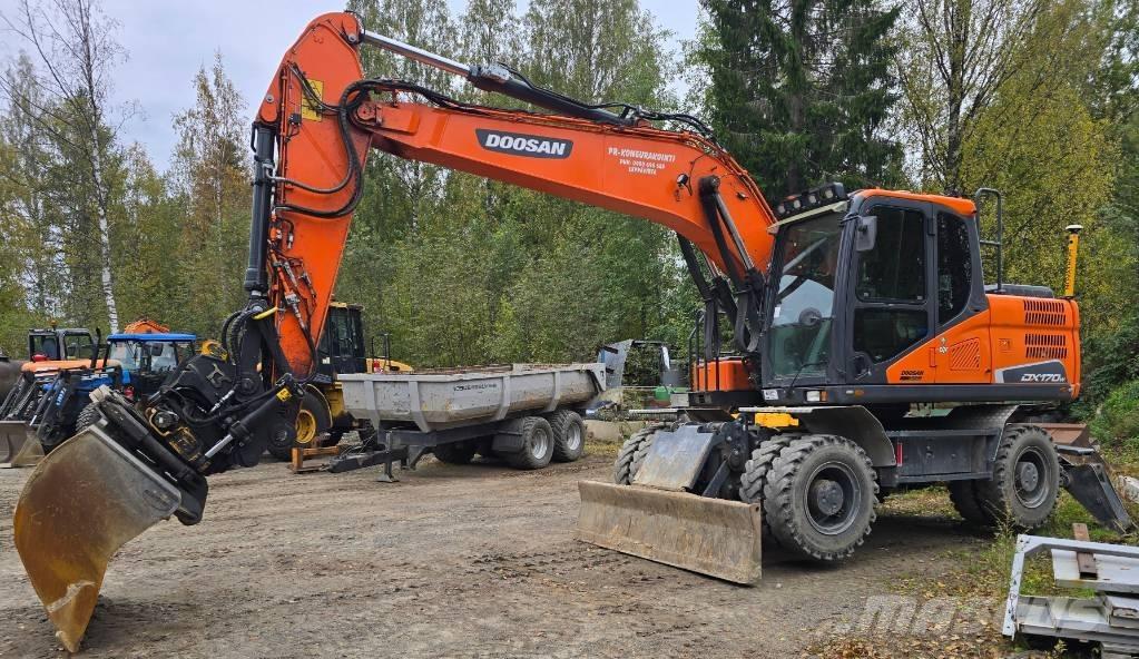 Doosan DX 170 W-5 Pyöräkaivukoneet