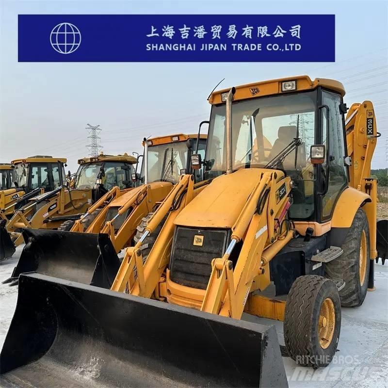 JCB 3 CX Pyöräkuormaajat