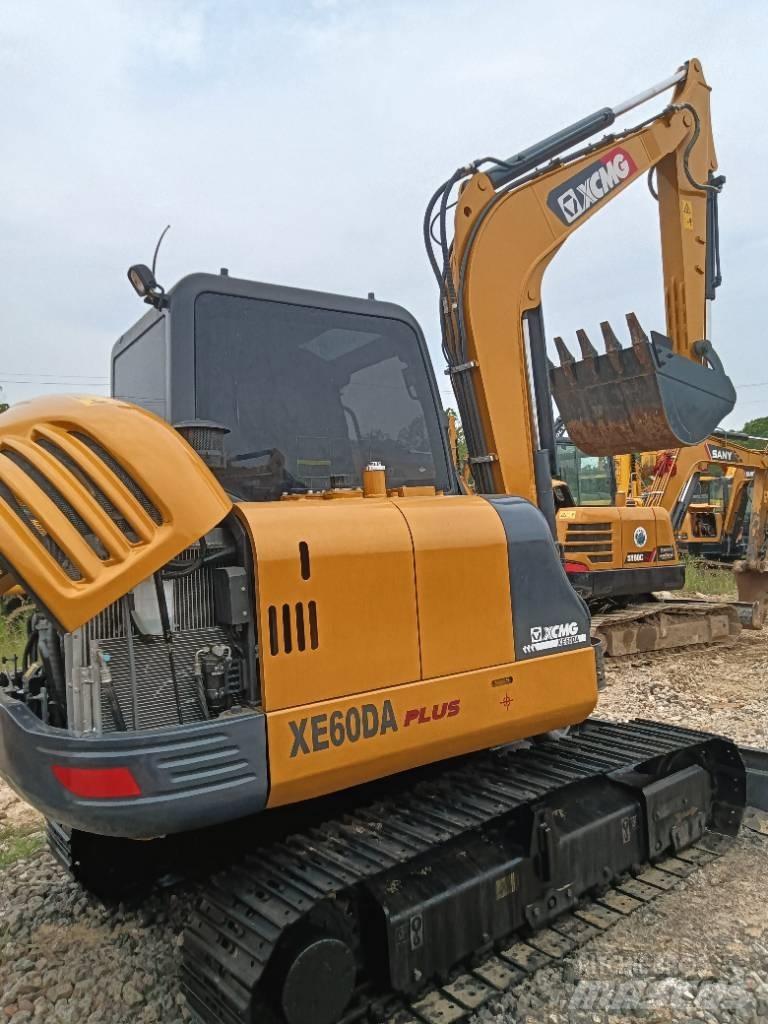XCMG XE 60 DA Minikaivukoneet < 7t
