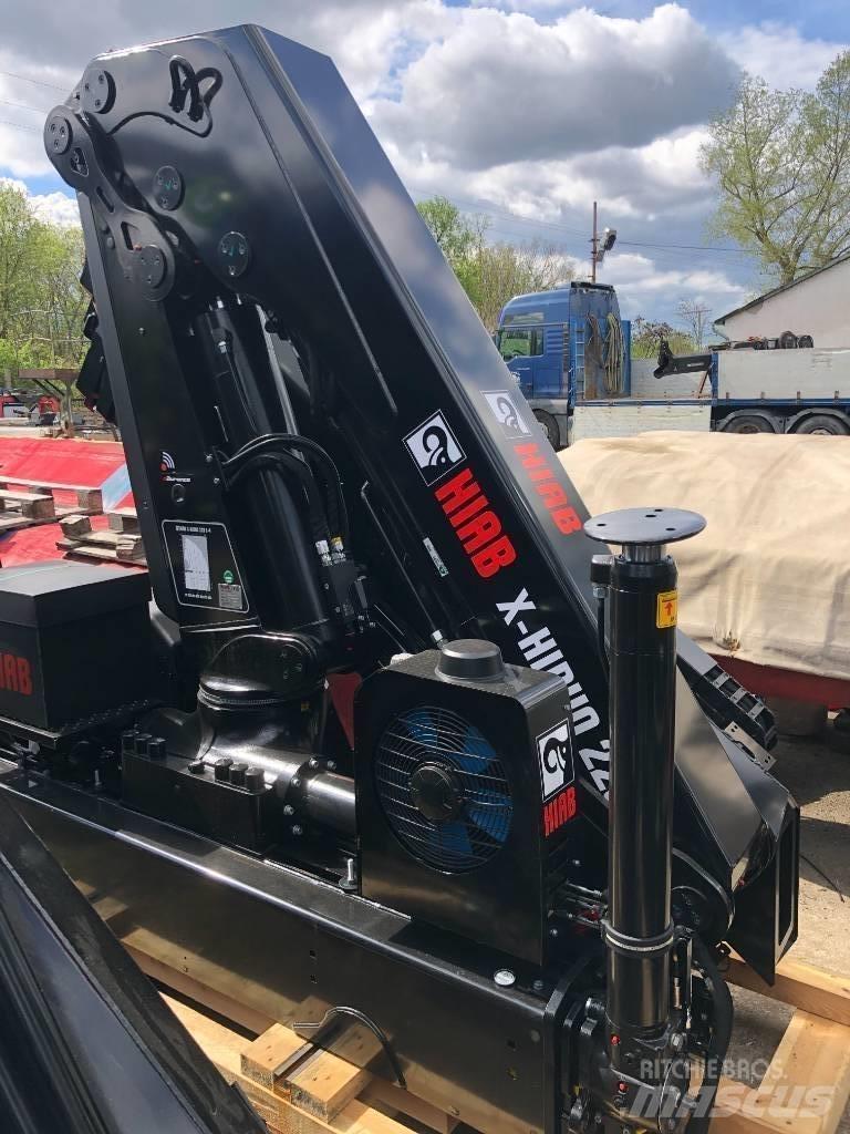 HIAB X-HiDuo 228 E-4 Kappaletavaranosturit