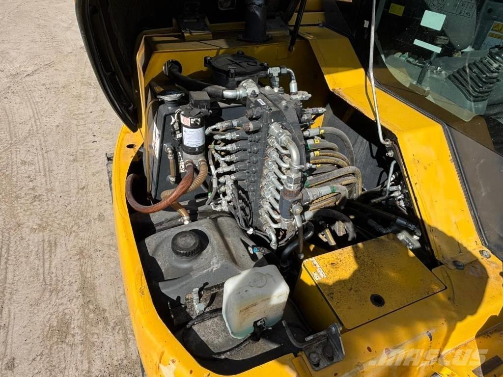 Komatsu PC 80 MR Midikaivukoneet 7t - 12t