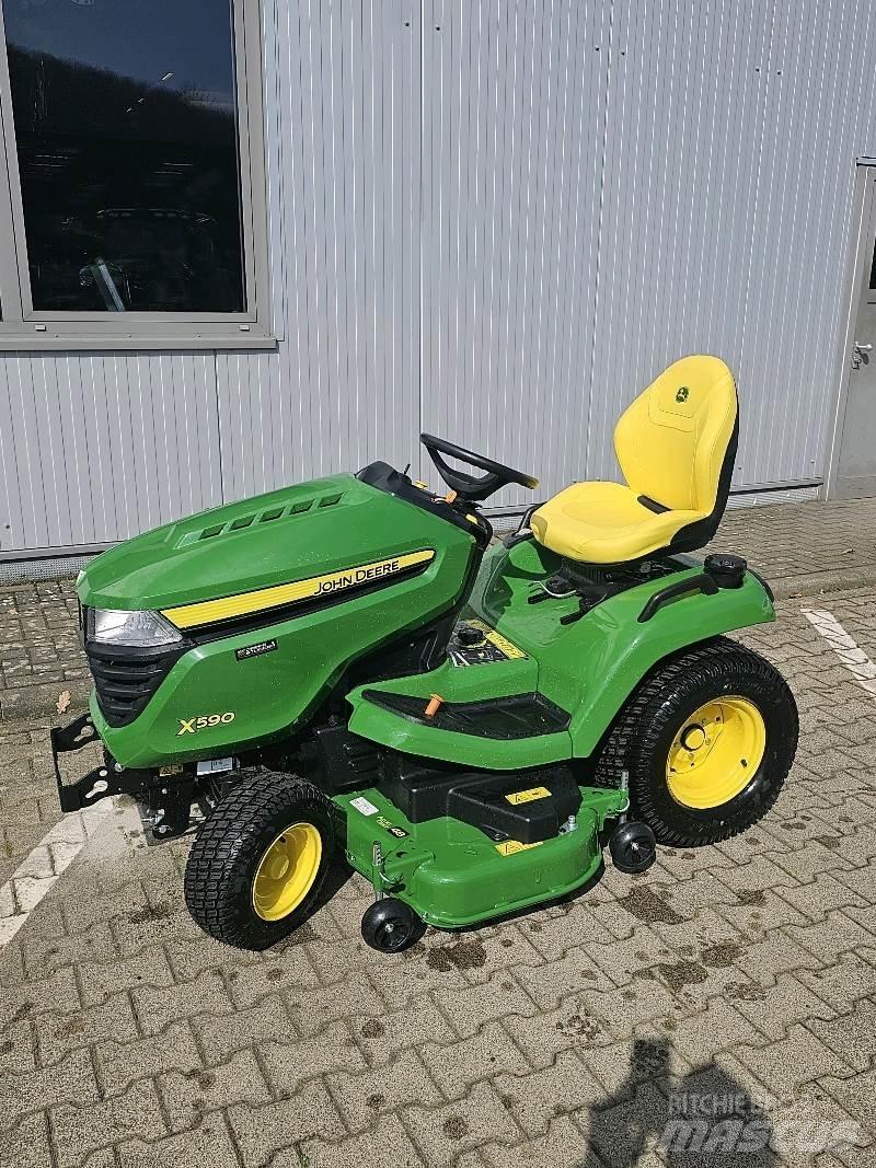 John Deere X590 Niittokoneet
