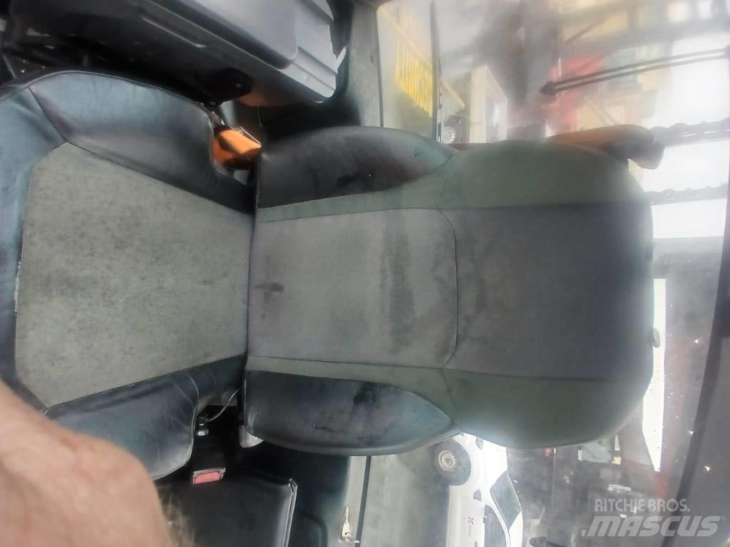 Kalmar DCG100-45ED7 Kontinkäsittelytrukit