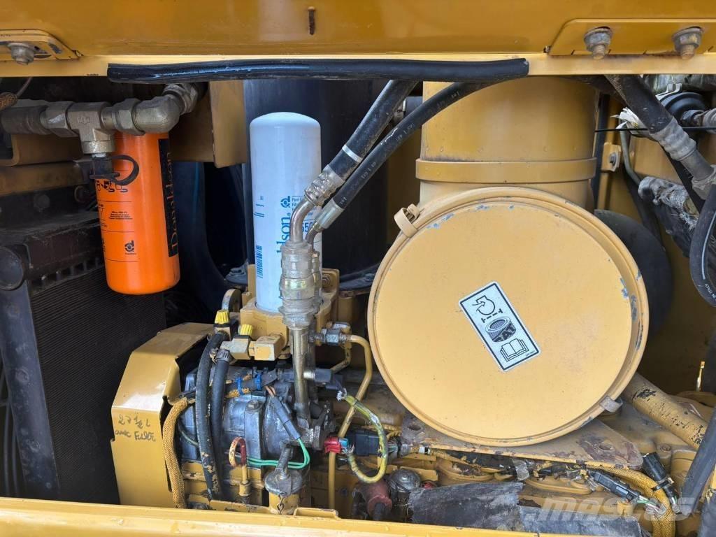 CAT D 6 N LGP Telaketjupuskutraktorit