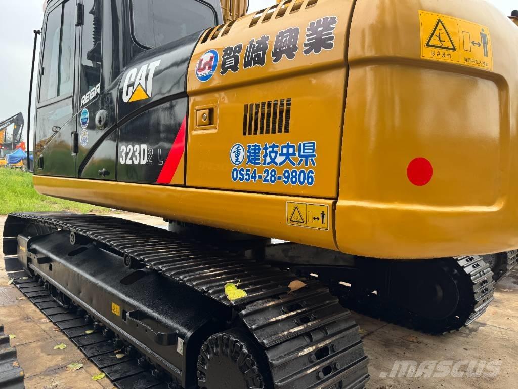 CAT 323D2 Telakaivukoneet