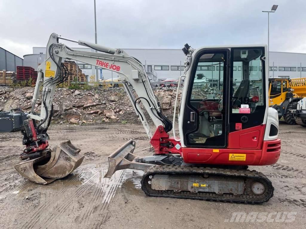Takeuchi TB 240 Minikaivukoneet < 7t