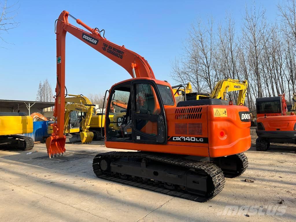 Doosan DX140 Telakaivukoneet