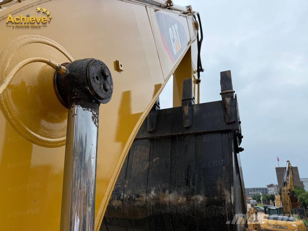 CAT 320 D Telakaivukoneet