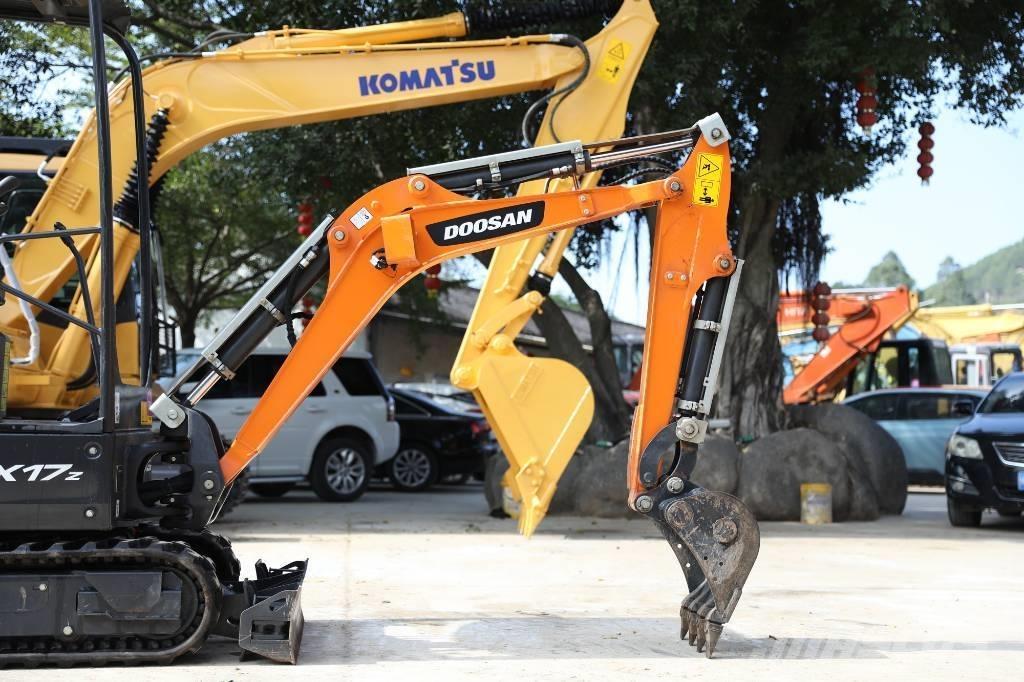 Doosan DX 17 Telakaivukoneet