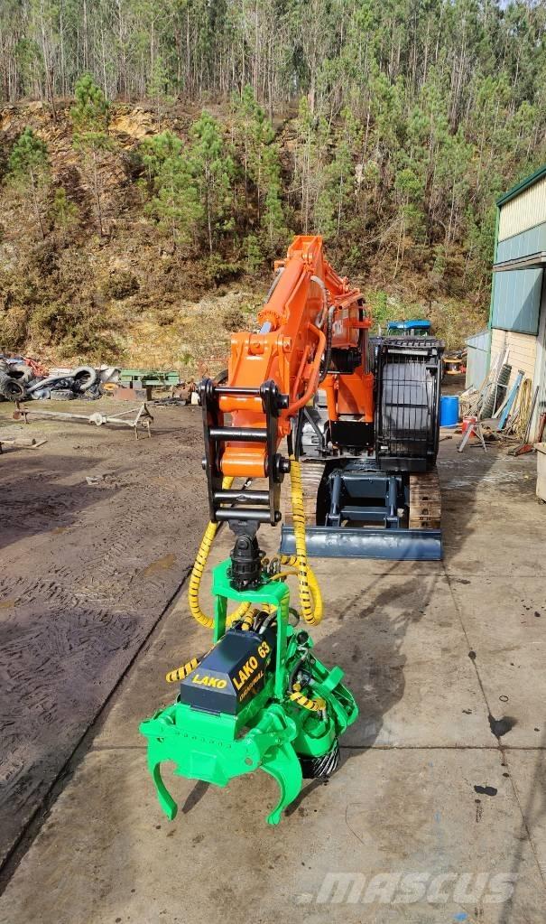 Hitachi ZX 210 Telakaivukoneet