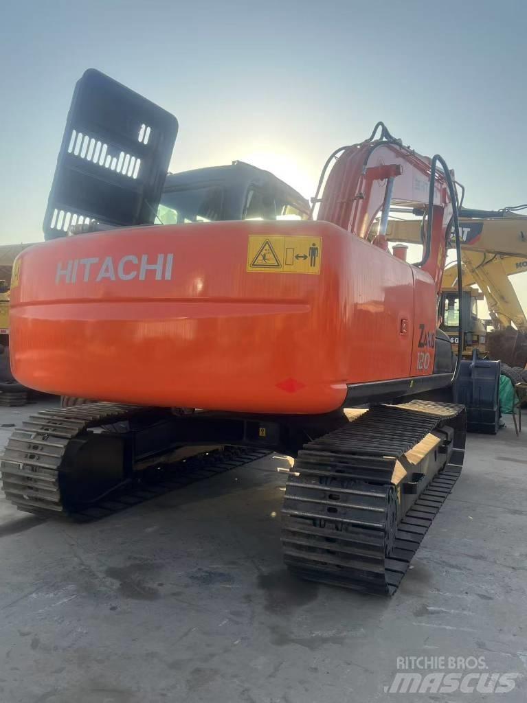 Hitachi ZX 120 Telakaivukoneet