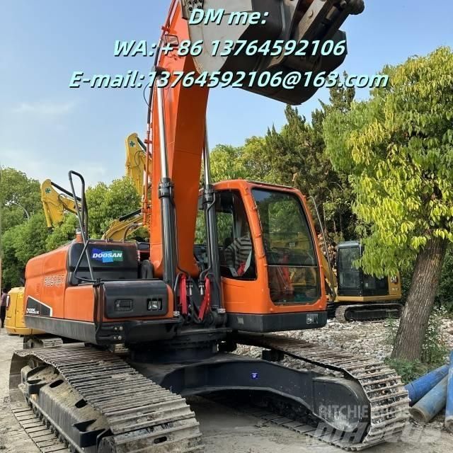 Doosan DX 225 LC Telakaivukoneet