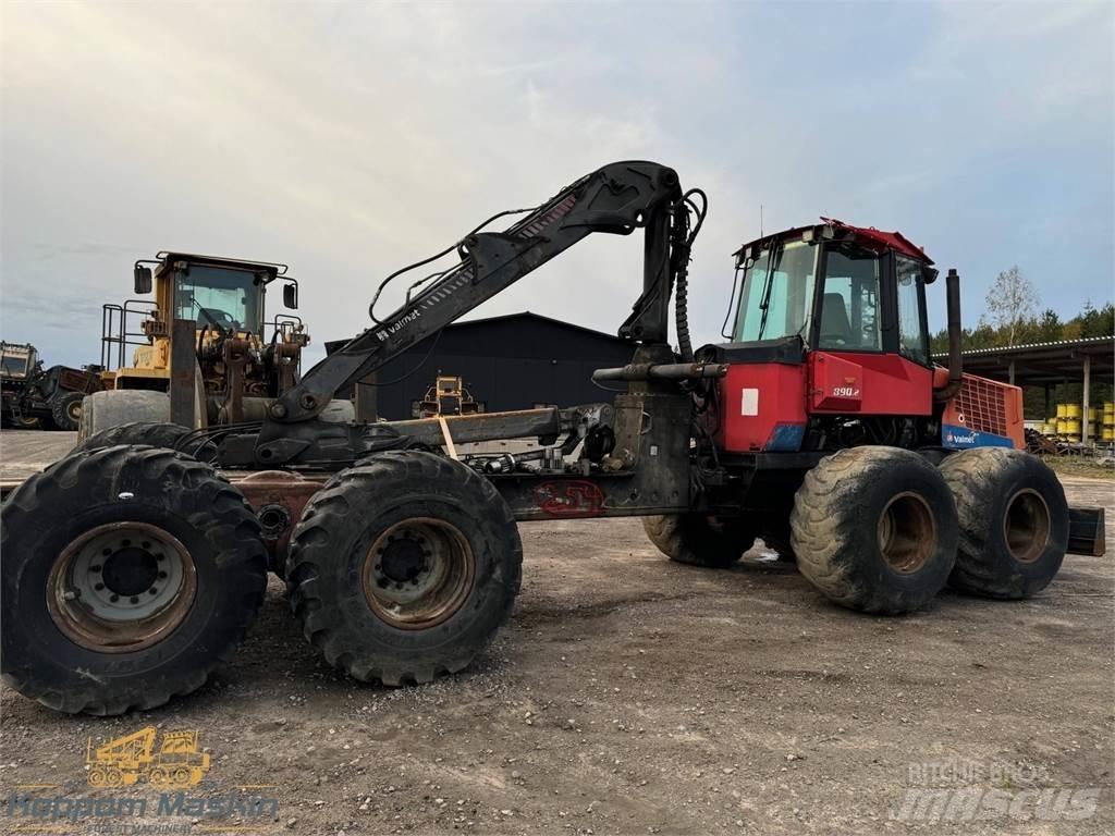 Valmet 890.2 Kuormatraktorit