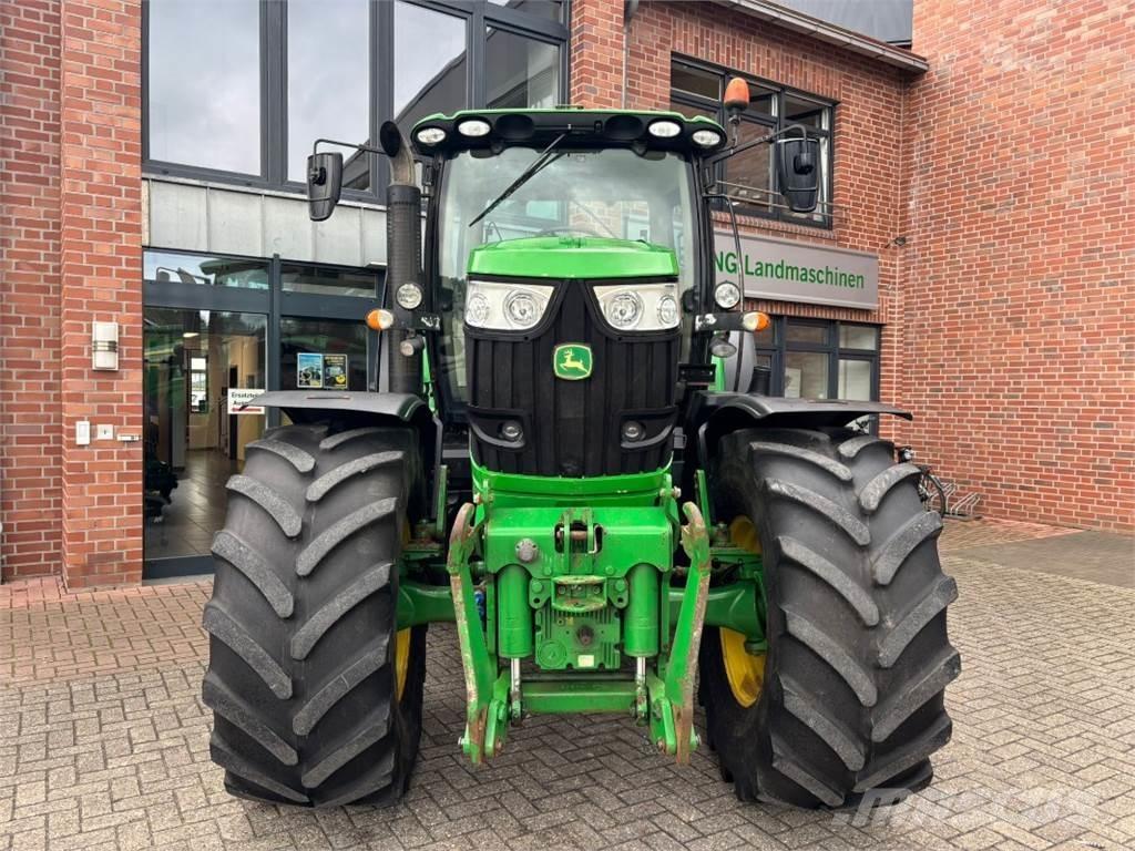 John Deere 6210R Traktorit