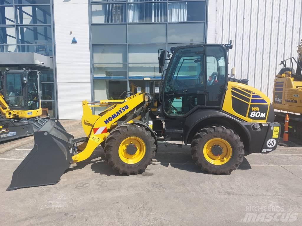 Komatsu WA80M-8 Pienkuormaajat